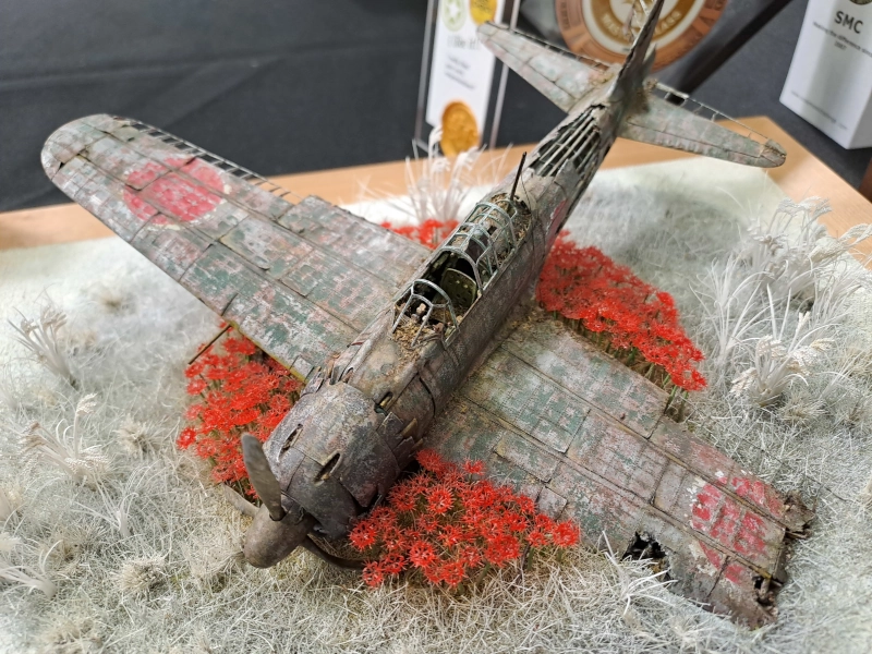 BEST OF SHOW Scale Modelling Contest 2025 - 彼岸の弔い “Funeral on the Equinox Week” door Takehisa Shimotani