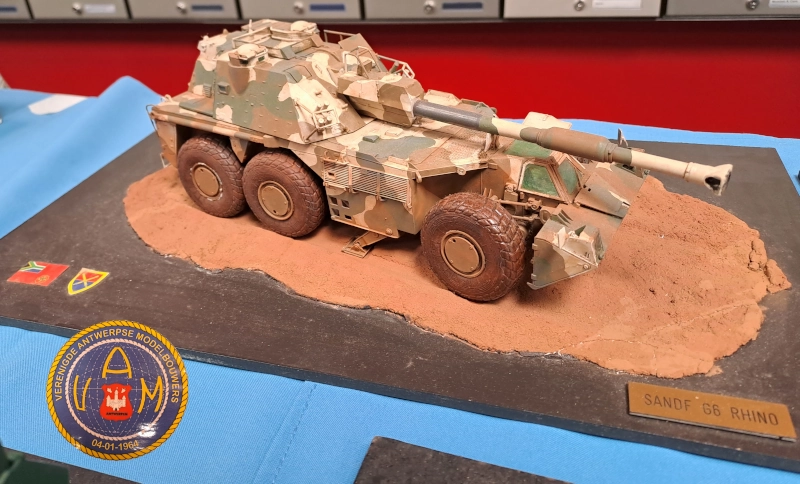 SANDF G6 Howitzer Rhino - Verenigde Antwerpse Modelbouwers