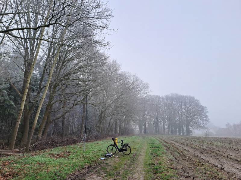 setup in veld met fiets